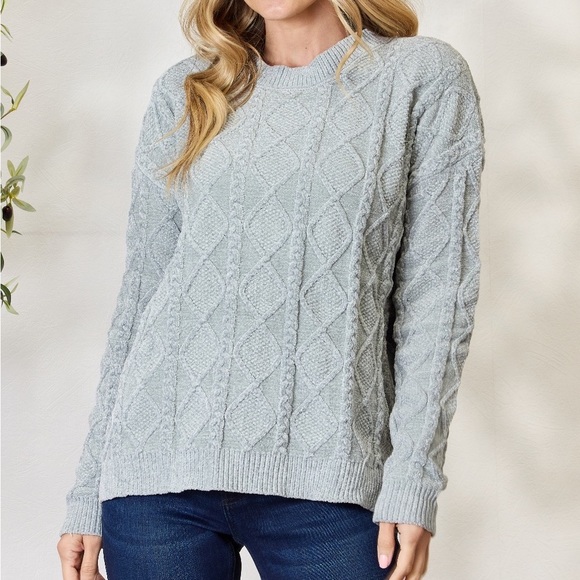 NEW BiBi Gray Chunky Cable Knit Cottagecore Grandma Crewneck Sweater - Picture 1 of 10